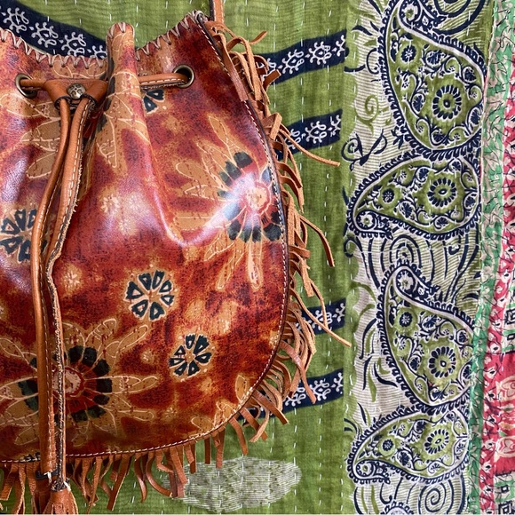 NWOT Patricia Nash Brown Floral Fringe 70s Revival Boho Leather Bucket Purse - Picture 4 of 15